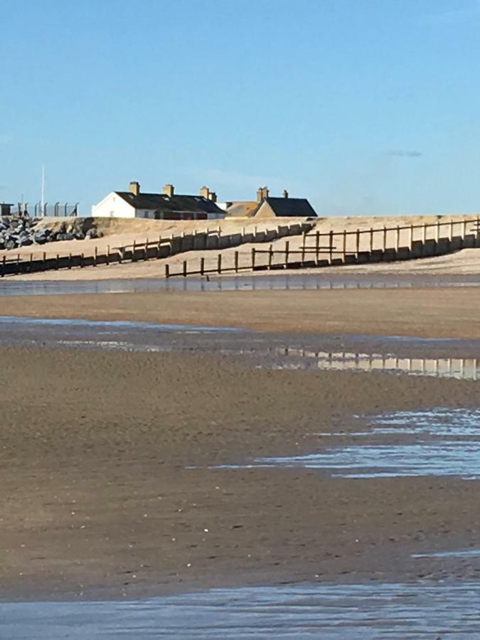 7 Coastguard Cottages, Jury'S Gap, Camber Sands Exterior photo